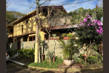 Casa de Condomínio à venda com 5 quartos, 117m² em Vila Elvira, São Paulo