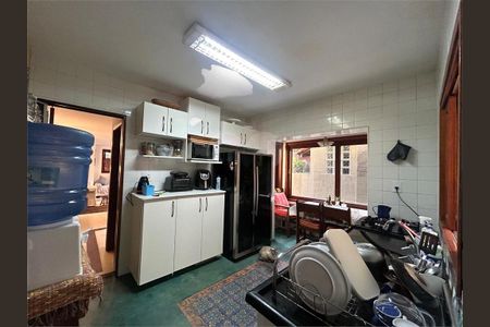 Casa de Condomínio à venda com 5 quartos, 117m² em Vila Elvira, São Paulo