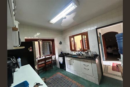 Casa de condomínio à venda com 117m², 5 quartos e 1 vaga