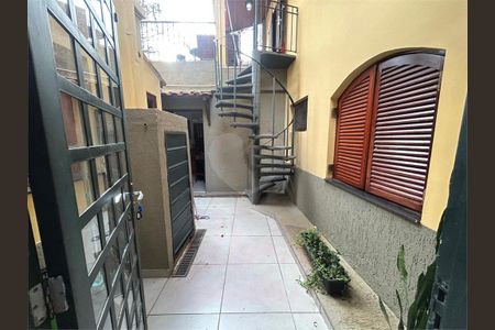 Casa de condomínio à venda com 117m², 5 quartos e 1 vaga