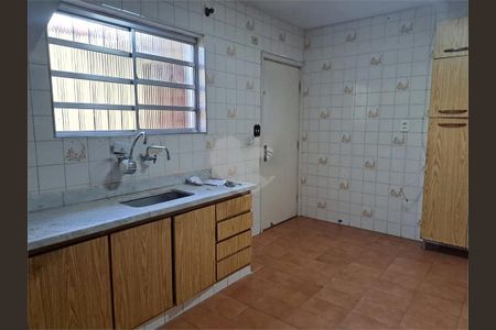 Casa à venda com 3 quartos, 120m² em Vila Congonhas, São Paulo