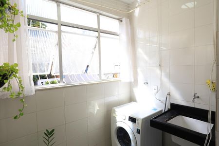 Apartamento à venda com 70m², 2 quartos e 2 vagasCozinha e Área de Serviço
