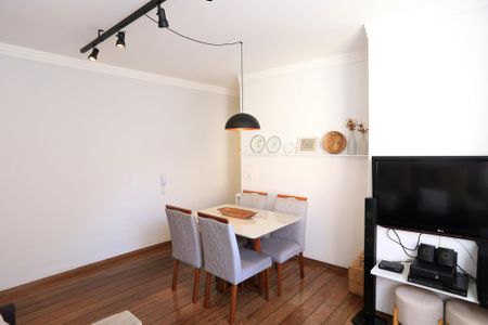 Sala de apartamento à venda com 2 quartos, 70m² em Cidade Nova, Belo Horizonte