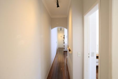 Apartamento à venda com 70m², 2 quartos e 2 vagasCorredor