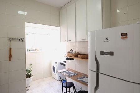 Apartamento à venda com 70m², 2 quartos e 2 vagasCozinha e Área de Serviço