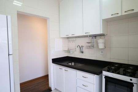 Apartamento à venda com 70m², 2 quartos e 2 vagasCozinha e Área de Serviço