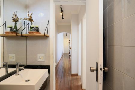 Apartamento à venda com 70m², 2 quartos e 2 vagasBanheiro