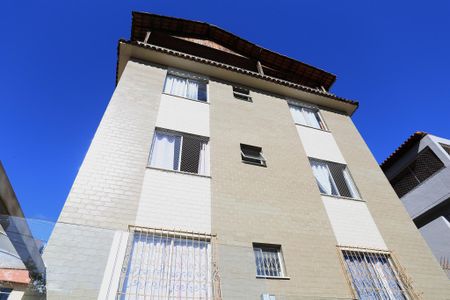 Apartamento à venda com 70m², 2 quartos e 2 vagasFachada