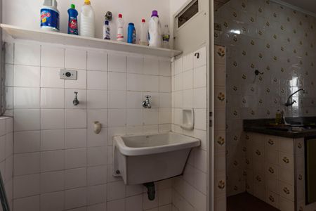 Apartamento para alugar com 65m², 2 quartos e 1 vaga Apartamento para alugar com 65m², 2 quartos e 1 vagaÁrea de Serviço
