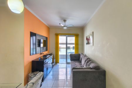 Sala de apartamento para alugar com 1 quarto, 77m² em Vila Tupi, Praia Grande
