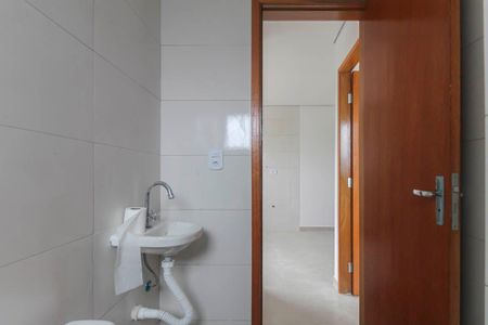 Apartamento para alugar com 48m², 2 quartos e sem vagaBanheiro