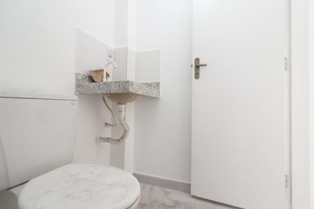Apartamento para alugar com 39m², 2 quartos e sem vagaBanheiro