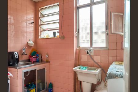 Apartamento à venda com 68m², 2 quartos e sem vaga Apartamento à venda com 68m², 2 quartos e sem vagaCozinha e Área de Serviço