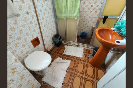 Apartamento à venda com 68m², 2 quartos e sem vaga Apartamento à venda com 68m², 2 quartos e sem vagaBanheiro Corredor
