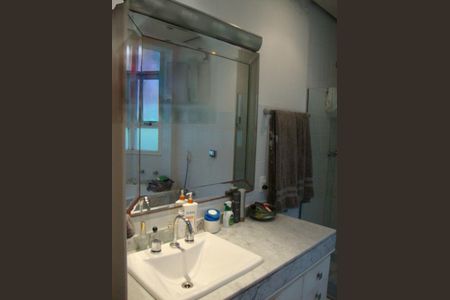 Casa à venda com 300m², 3 quartos e 2 vagas