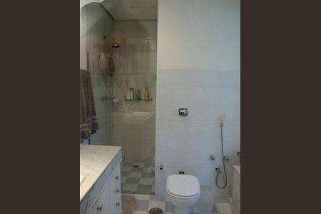 Casa à venda com 300m², 3 quartos e 2 vagas