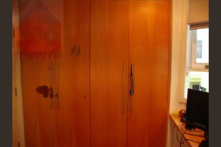 Casa à venda com 300m², 3 quartos e 2 vagas