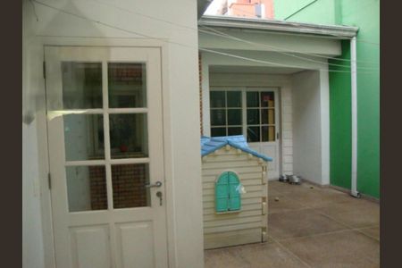 Casa à venda com 300m², 3 quartos e 2 vagas