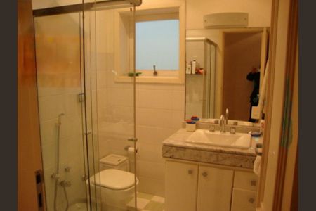 Casa à venda com 300m², 3 quartos e 2 vagas