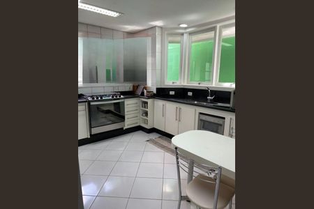 Casa à venda com 300m², 3 quartos e 2 vagas