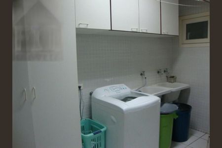 Casa à venda com 300m², 3 quartos e 2 vagas