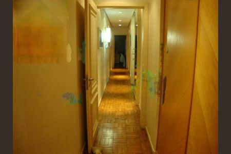 Casa à venda com 300m², 3 quartos e 2 vagas