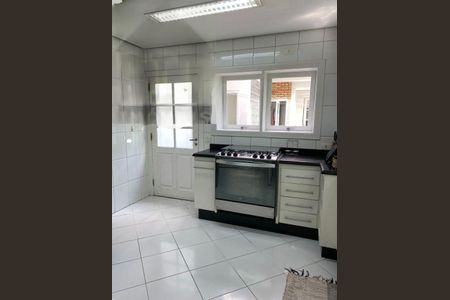 Casa à venda com 300m², 3 quartos e 2 vagas