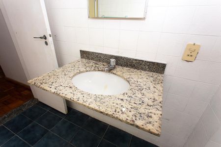 Apartamento para alugar com 83m², 2 quartos e 1 vaga Apartamento para alugar com 83m², 2 quartos e 1 vagaBanheiro