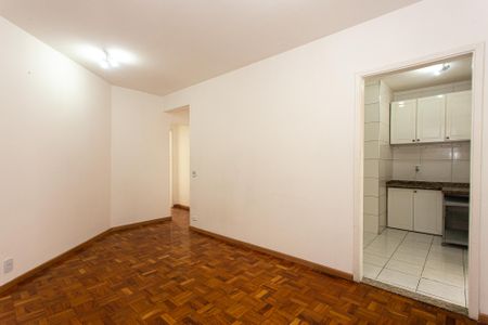 Sala de apartamento para alugar com 2 quartos, 83m² em Parque São Jorge, São Paulo