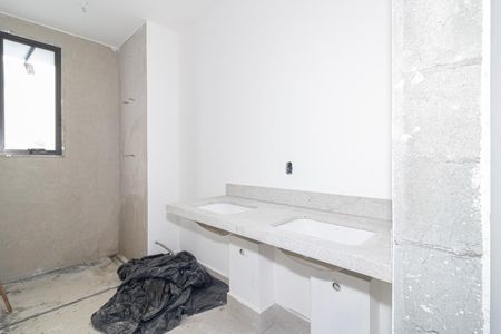 Apartamento à venda com 172m², 3 quartos e 3 vagasBanheiro da Suíte 1
