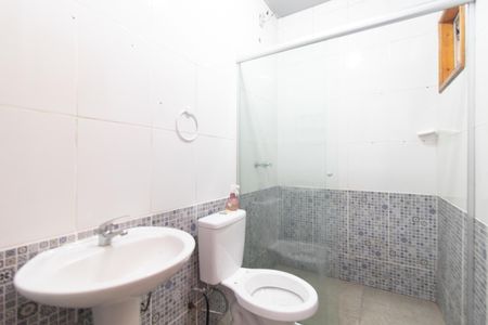 Casa à venda com 70m², 2 quartos e 2 vagasBanheiro