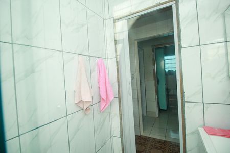 Casa à venda com 250m², 4 quartos e 3 vagasBanheiro Social