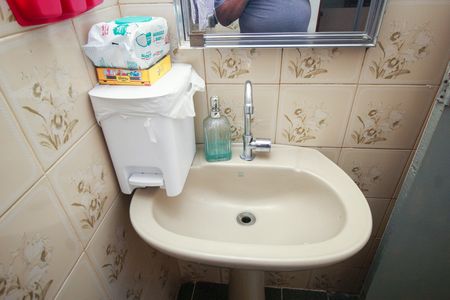 Casa à venda com 250m², 4 quartos e 3 vagasBanheiro da Suíte 2