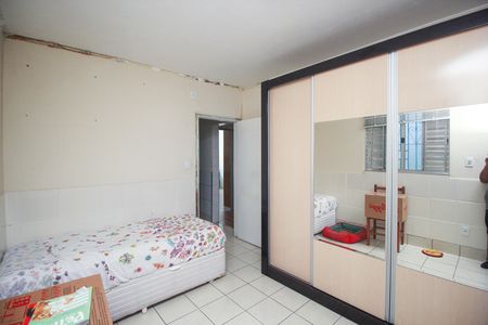 Casa à venda com 250m², 4 quartos e 3 vagasSuíte 2
