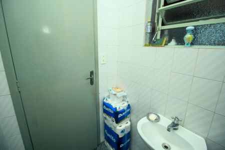 Casa à venda com 250m², 4 quartos e 3 vagasLavabo 1