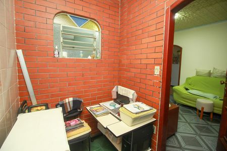 Casa à venda com 250m², 4 quartos e 3 vagasEscritório