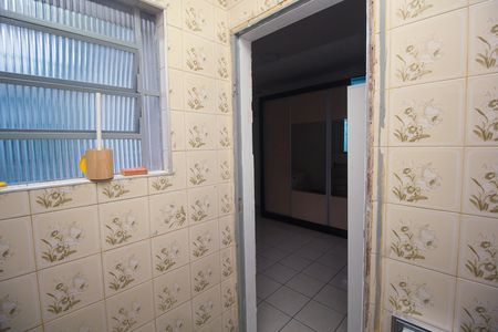 Casa à venda com 250m², 4 quartos e 3 vagasLavaboBanheiro da Suíte 2