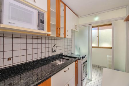 Apartamento para alugar com 63m², 2 quartos e 1 vagaCozinha e Área de Serviço