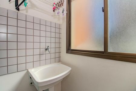 Apartamento para alugar com 63m², 2 quartos e 1 vagaCozinha e Área de Serviço