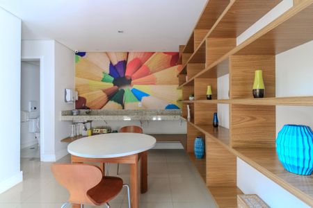 Apartamento para alugar com 67m², 3 quartos e 1 vaga
