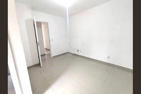 Apartamento à venda com 2 quartos, 64m² em Vila Paulo Silas, São Paulo