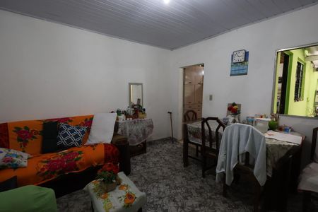 Sala de casa para alugar com 2 quartos, 40m² em Jardim Oriental, São Paulo