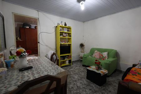 Sala de casa para alugar com 2 quartos, 40m² em Jardim Oriental, São Paulo