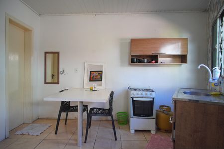 Cozinha de kitnet/studio para alugar com 1 quarto, 24m² em Centro, São Leopoldo