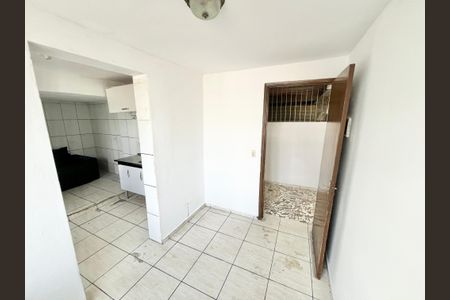 Sala de casa de condomínio para alugar com 1 quarto, 40m² em Vila Espanhola, São Paulo