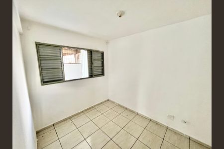 Quarto de casa de condomínio para alugar com 1 quarto, 40m² em Vila Espanhola, São Paulo