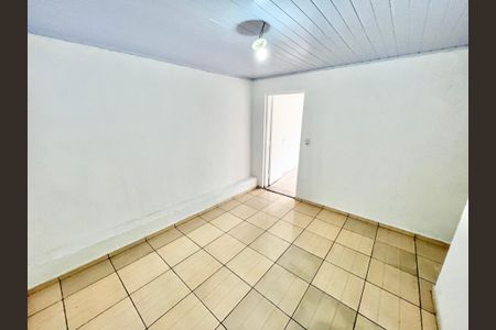 Sala de casa de condomínio para alugar com 1 quarto, 40m² em Vila Espanhola, São Paulo