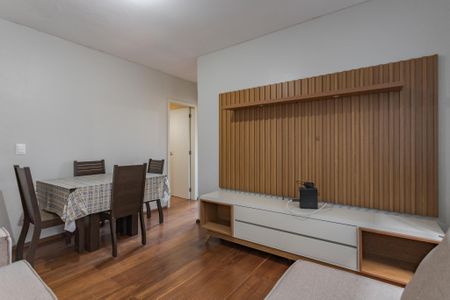 Sala de apartamento para alugar com 2 quartos, 58m² em Vila Jardim, Porto Alegre
