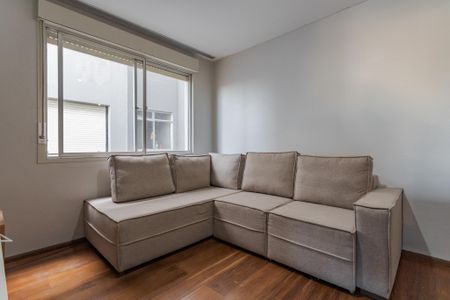 Sala de apartamento para alugar com 2 quartos, 58m² em Vila Jardim, Porto Alegre