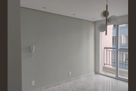 Apartamento para alugar com 34m², 2 quartos e 1 vaga Apartamento para alugar com 34m², 2 quartos e 1 vagaSala